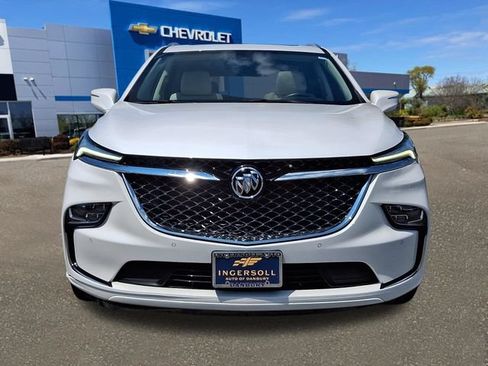 Used 2024 Buick Enclave Avenir w/ Avenir Technology Package AWD/4WD image 23