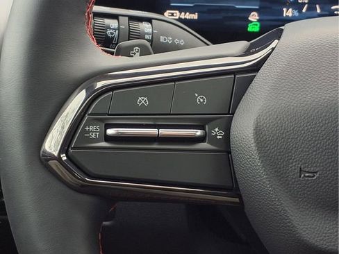 New 2026 Chevrolet Equinox EV RS image 12