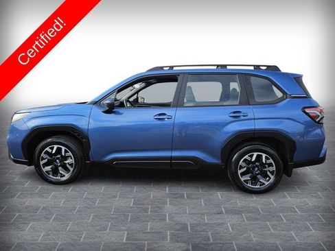 Certified 2025 Subaru Forester w/ Convenience Package #2 image 4