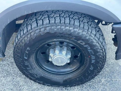 Used 2002 Ford F250 2WD Regular Cab Super Duty image 21