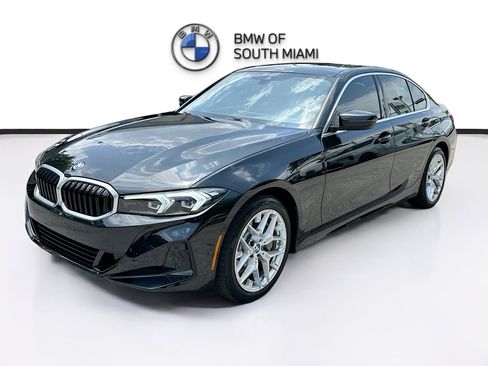 Used 2025 BMW 330i Sedan w/ M Sport Package RWD image 3