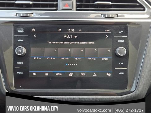 Used 2022 Volkswagen Tiguan SE FWD image 14