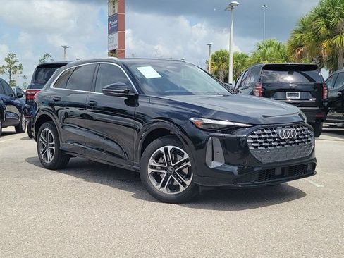 Certified 2025 Audi Q5 Premium w/ Convenience Package AWD/4WD image 31