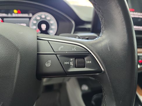 Used 2022 Audi A4 2.0T Premium Plus w/ Premium Plus Package image 17