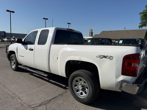 Used 2011 Chevrolet Silverado 1500 W/T AWD/4WD image 12