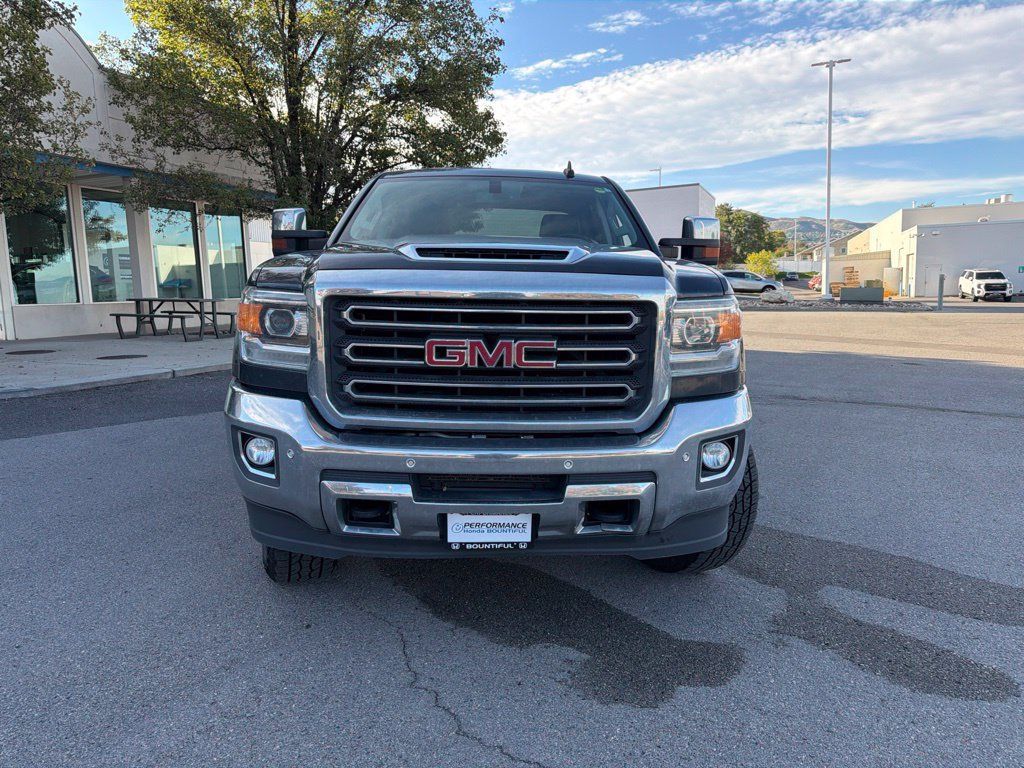 Used 2017 GMC Sierra 2500 SLT w/ Duramax Plus Package AWD/4WD image 2