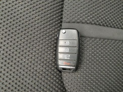 Used 2020 Kia Optima LX FWD image 31