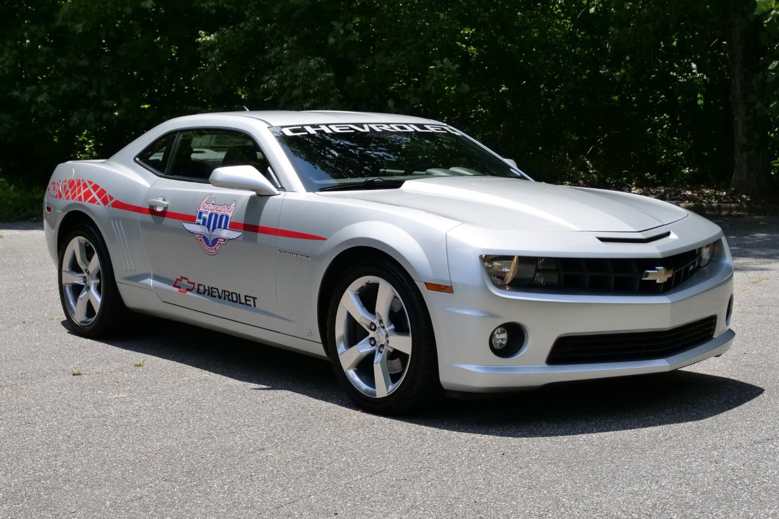 Used 2010 Chevrolet Camaro SS RWD image 4