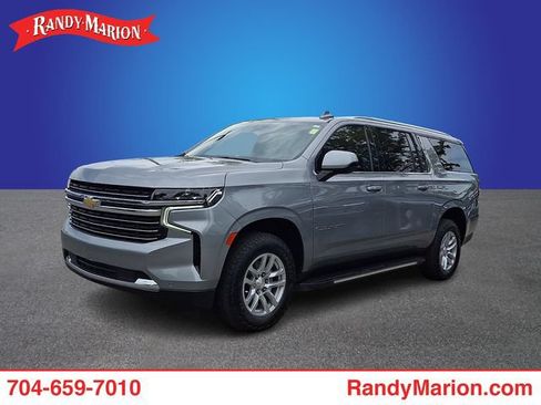 Used 2023 Chevrolet Suburban LT AWD/4WD image 1