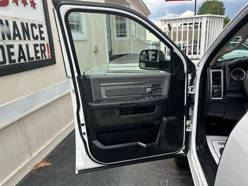 Used 2021 RAM 1500 Classic SLT w/ Protection Group AWD/4WD image 8