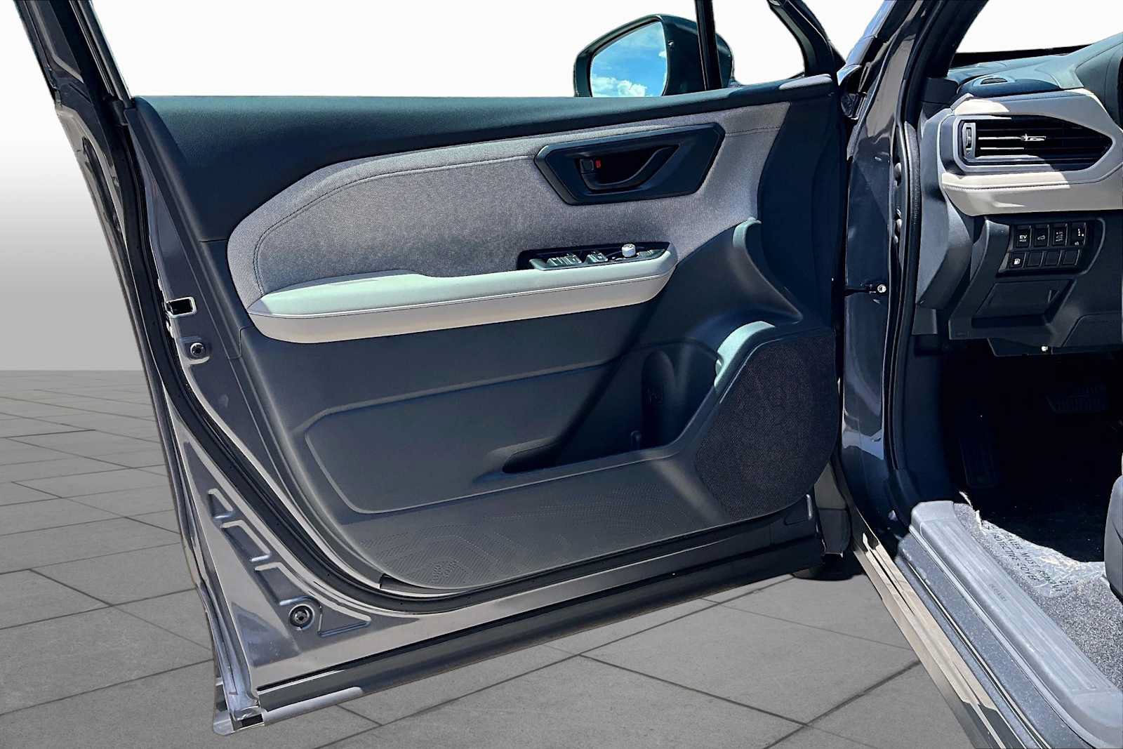 New 2026 Subaru Forester Premium AWD/4WD image 10