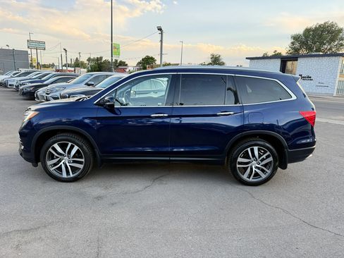 Used 2017 Honda Pilot Elite image 6