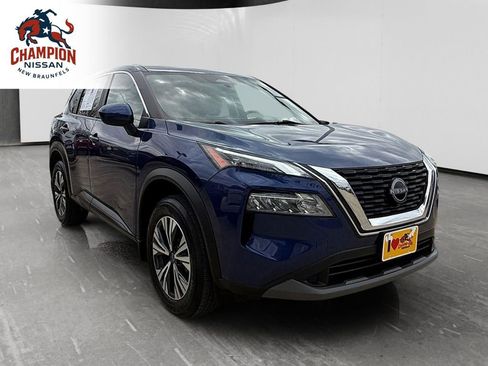 Used 2023 Nissan Rogue SV FWD image 7