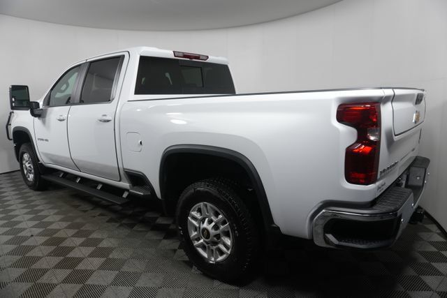 Used 2025 Chevrolet Silverado 2500 LT w/ All Star Edition AWD/4WD image 5