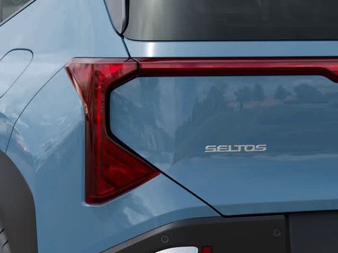 New 2027 Kia Seltos S FWD image 11