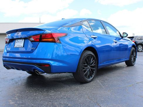 Used 2025 Nissan Altima 2.5 SV w/ SV Special Edition Package AWD/4WD image 4