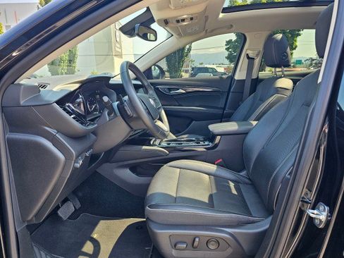 Used 2021 Buick Envision Essence w/ Technology Package I AWD/4WD image 28