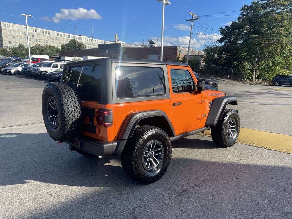 Used 2025 Jeep Wrangler Rubicon w/ Xtreme 35 Tire Package AWD/4WD image 8