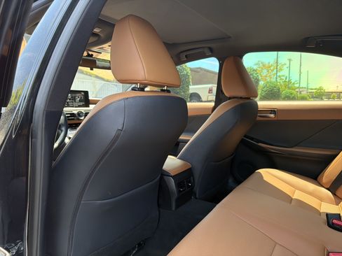 Used 2025 Lexus IS 350 F Sport RWD image 42