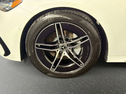 Used 2026 Mercedes-Benz E 350 4MATIC Sedan image 12