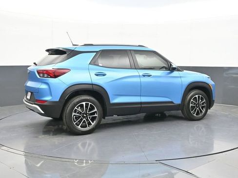New 2026 Chevrolet TrailBlazer LT w/ Convenience Package FWD image 14