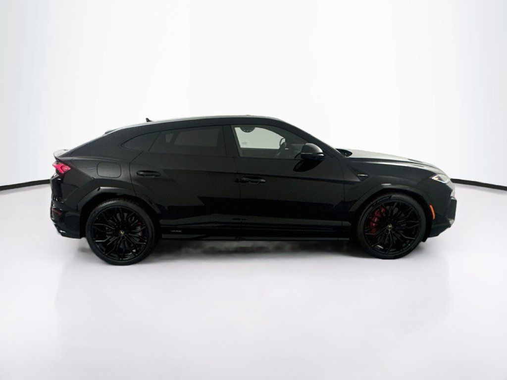 Used 2026 Lamborghini Urus SE AWD/4WD image 4