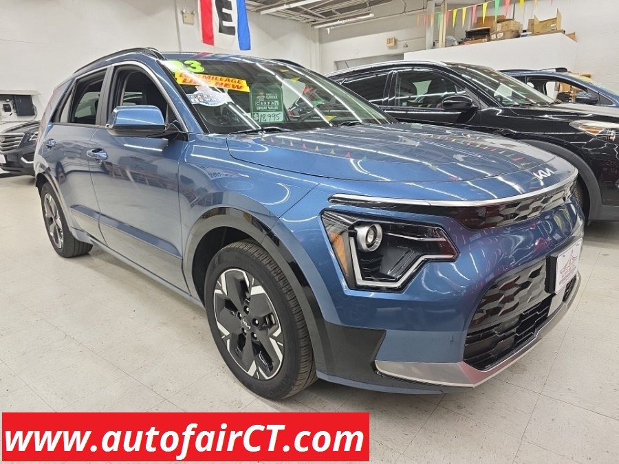 Used 2023 Kia Niro Wind w/ Wind Preserve Package FWD image 1