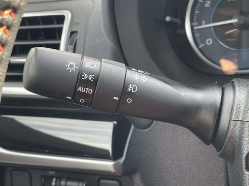 Used 2017 Subaru Crosstrek 2.0i Limited AWD/4WD image 22