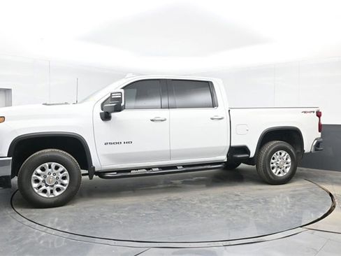 Used 2023 Chevrolet Silverado 2500 LTZ image 11