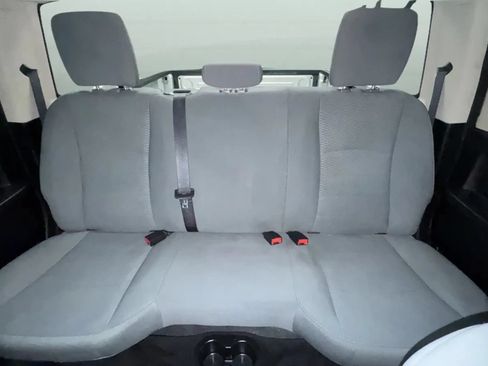 Used 2013 RAM 1500 Express RWD image 18