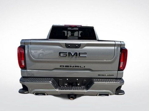 Used 2026 GMC Sierra 1500 Denali Ultimate w/ LPO, Black Badging Package AWD/4WD image 4