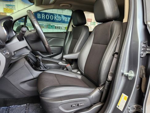 Used 2019 Buick Encore Preferred FWD image 4