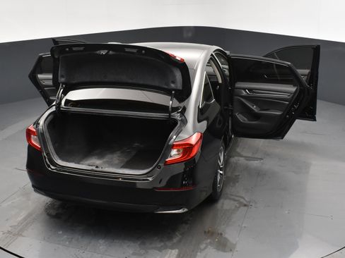 Used 2021 Honda Accord EX image 28