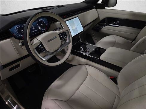 New 2026 Land Rover Range Rover Long Wheelbase Autobiography AWD/4WD image 18