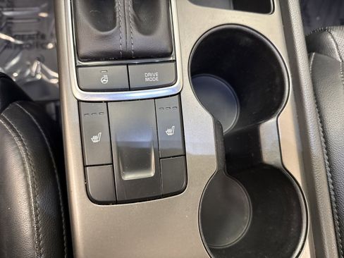 Used 2020 Kia Optima SE image 45