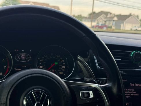 Used 2015 Volkswagen GTI S FWD image 26