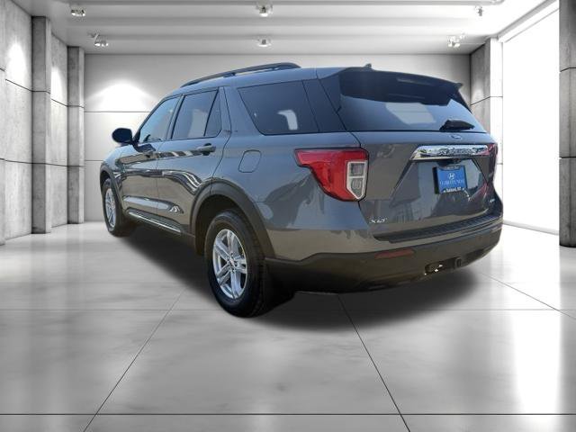 Used 2022 Ford Explorer XLT w/ Class IV Trailer Tow Package AWD/4WD image 8