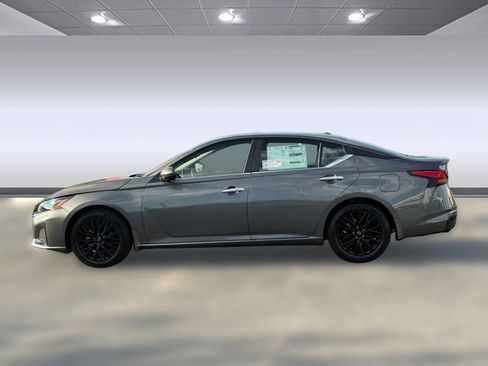 New 2025 Nissan Altima 2.5 SV w/ SV Special Edition Package image 2