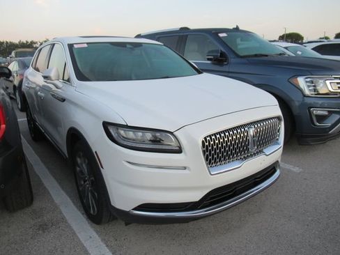 Used 2023 Lincoln Nautilus Reserve AWD/4WD image 1