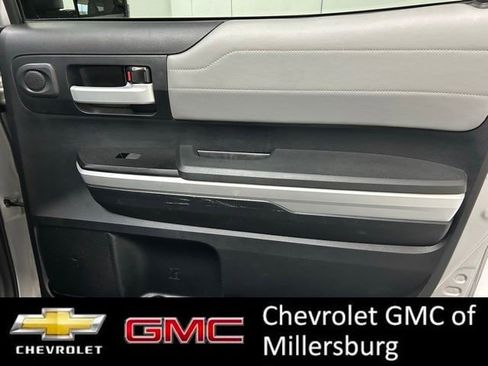 Used 2017 Toyota Tundra Limited AWD/4WD image 31
