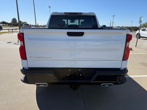 Used 2024 Chevrolet Silverado 1500 LT Trail Boss w/ LT Trail Boss Premium Package image 5