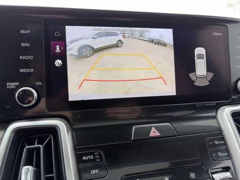 Used 2023 Kia Sorento EX w/ Panoramic Sunroof Package image 25