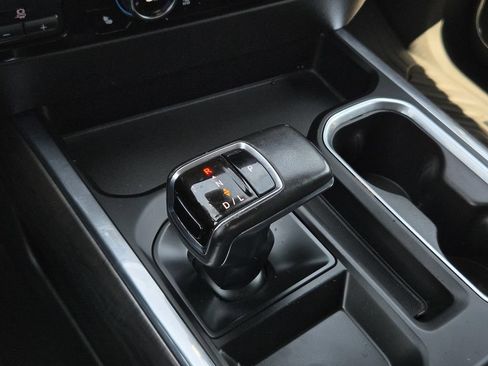 Used 2022 Chevrolet Silverado 1500 LTZ AWD/4WD image 19