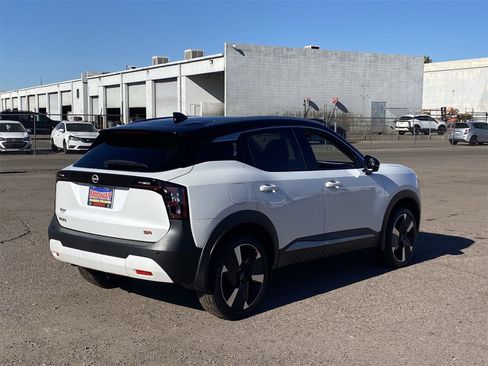 New 2026 Nissan Kicks SR w/ SR Premium Package image 6