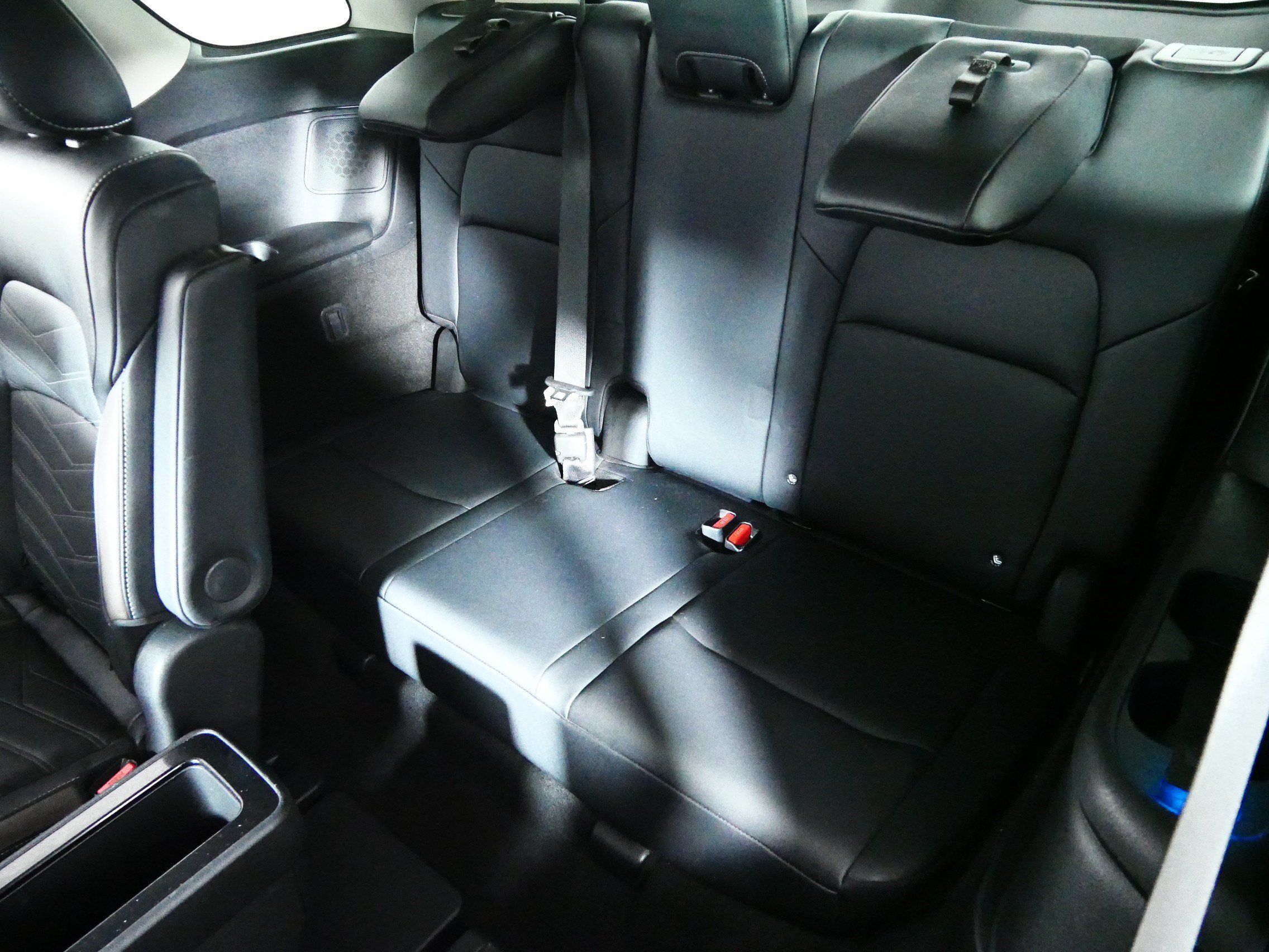 Used 2024 Nissan Pathfinder Platinum w/ Lighting Package (N93) AWD/4WD image 33