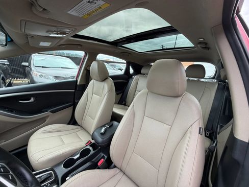 Used 2013 Hyundai Elantra GT w/ Tech Pkg FWD image 24