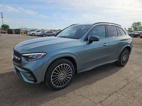 New 2026 Mercedes-Benz GLC 300 image 2