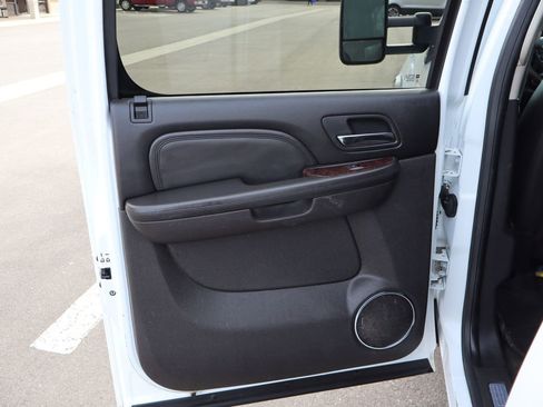 Used 2014 GMC Sierra 2500 Denali image 25