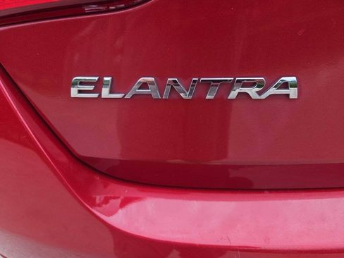 Used 2014 Hyundai Elantra GT FWD image 14