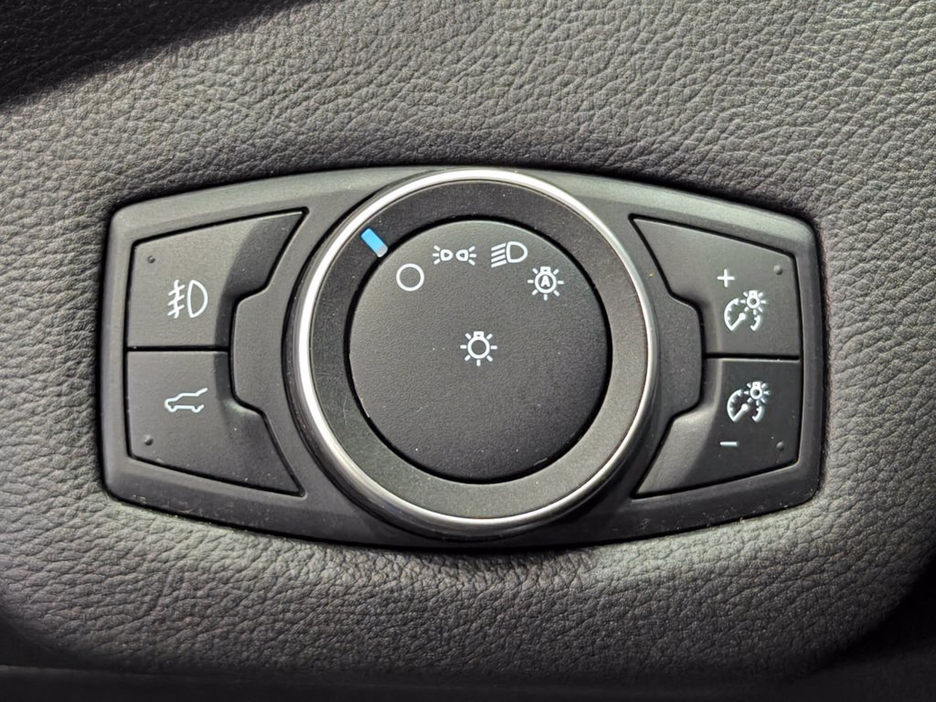 Used 2018 Ford Escape SE AWD/4WD image 11